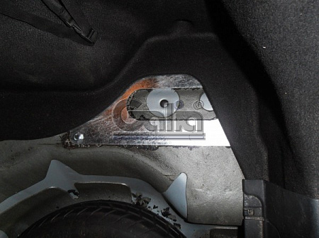 Фаркоп оцинкованный Galia H012A для Honda Civic хетчбек 5 дверей 2000-2003