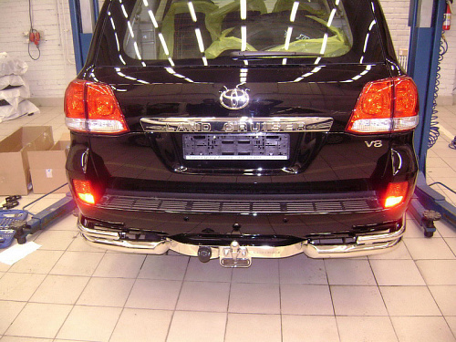 Фаркоп Bosal 3018-FL Toyota Land Cruiser 200 2007-, Lexus LX 2007-