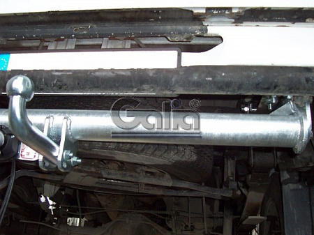 Фаркоп оцинкованный Galia N042A для Nissan NP300 2008- без подножки, Nissan Navara D22 1998-2005