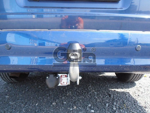 Фаркоп оцинкованный Galia K018A для Kia Carnival 1999-2006