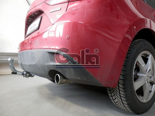 Фаркоп оцинкованный Galia M132A для Mazda 3 хетчбек 2014-