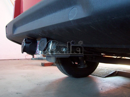 Фаркоп оцинкованный Galia F070C для FIAT Doblo 2001-2010