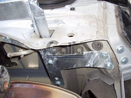 Фаркоп оцинкованный Galia T053A для Toyota Corolla Verso 2004-2009