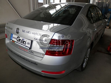 Фаркоп оцинкованный Galia S105C для Skoda Octavia седан/универсал 2013-