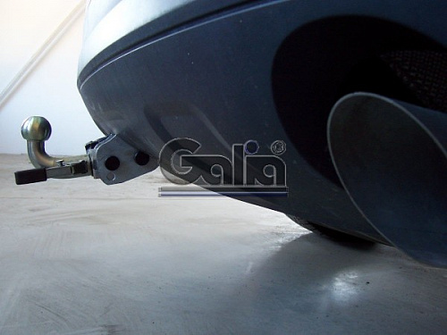 Фаркоп оцинкованный Galia V052C для Audi Q7 2006-2015, Porsche Cayenne 2002-2010, 2010-, Volkswagen Touareg 2002-2010, 2010-