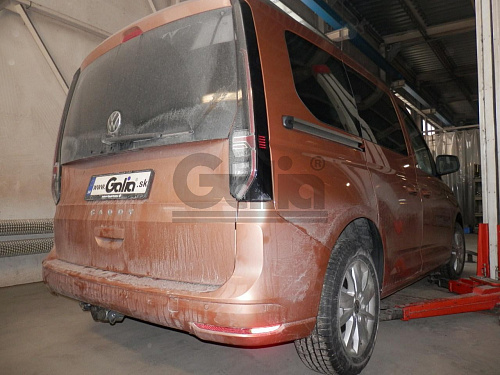 Фаркоп оцинкованный Galia V090C для Volkswagen Caddy 2020-