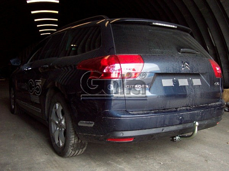 Фаркоп оцинкованный Galia C058C для Citroen C5 III универсал 2008-