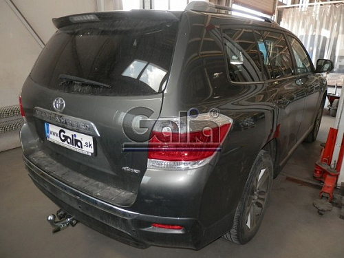 Фаркоп оцинкованный Galia T068A для Toyota Highlander 2010-2014