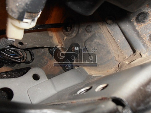 Фаркоп оцинкованный Galia T058A для Toyota RAV4 2006-2013