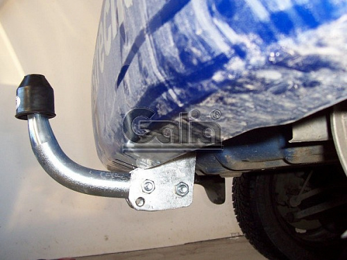 Фаркоп оцинкованный Galia M020A для Mazda Premacy 1999-2004