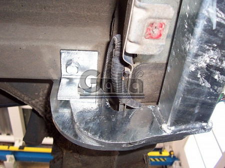 Фаркоп оцинкованный Galia F087A для FIAT Stilo универсал 2001-2007
