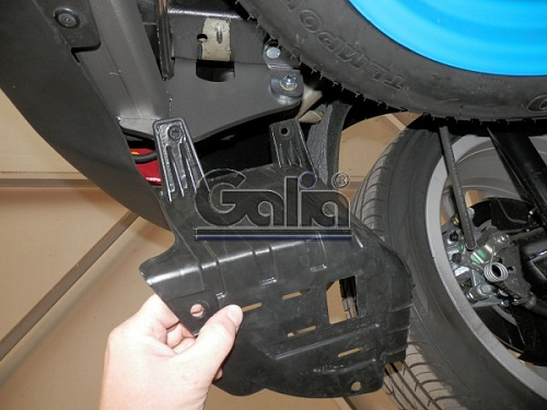 Фаркоп оцинкованный Galia K038A для Kia Carens 2013-