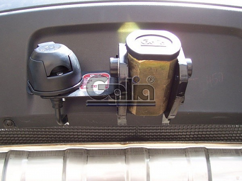 Фаркоп оцинкованный Galia V052C для Audi Q7 2006-2015, Porsche Cayenne 2002-2010, 2010-, Volkswagen Touareg 2002-2010, 2010-