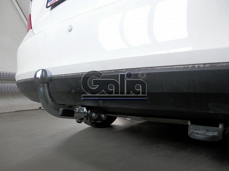 Фаркоп оцинкованный Galia S104A для Skoda Rapid лифтбек/универсал 2013-, SEAT Toledo седан 2013-