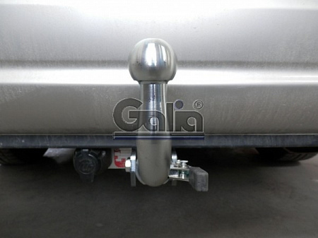 Фаркоп оцинкованный Galia T066C для Toyota Avensis седан/лифтбек 2003-2009