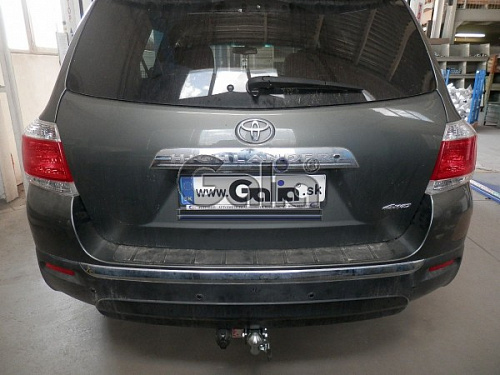 Фаркоп оцинкованный Galia T068A для Toyota Highlander 2010-2014