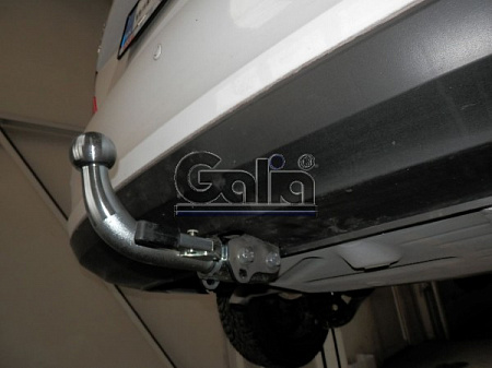 Фаркоп оцинкованный Galia S104C для Skoda Rapid лифтбек/универсал 2013-, SEAT Toledo седан 2013-