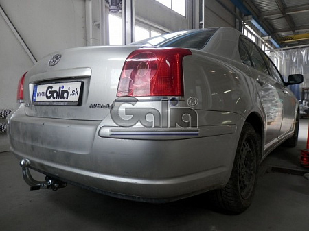Фаркоп оцинкованный Galia T066A для Toyota Avensis седан/лифтбек 2003-2009