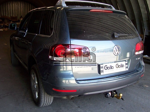 Фаркоп оцинкованный Galia V052C для Audi Q7 2006-2015, Porsche Cayenne 2002-2010, 2010-, Volkswagen Touareg 2002-2010, 2010-