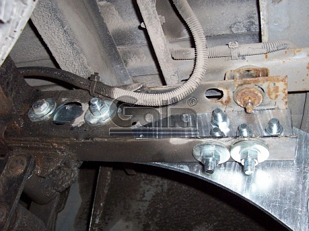 Фаркоп оцинкованный Galia N042A для Nissan NP300 2008- без подножки, Nissan Navara D22 1998-2005